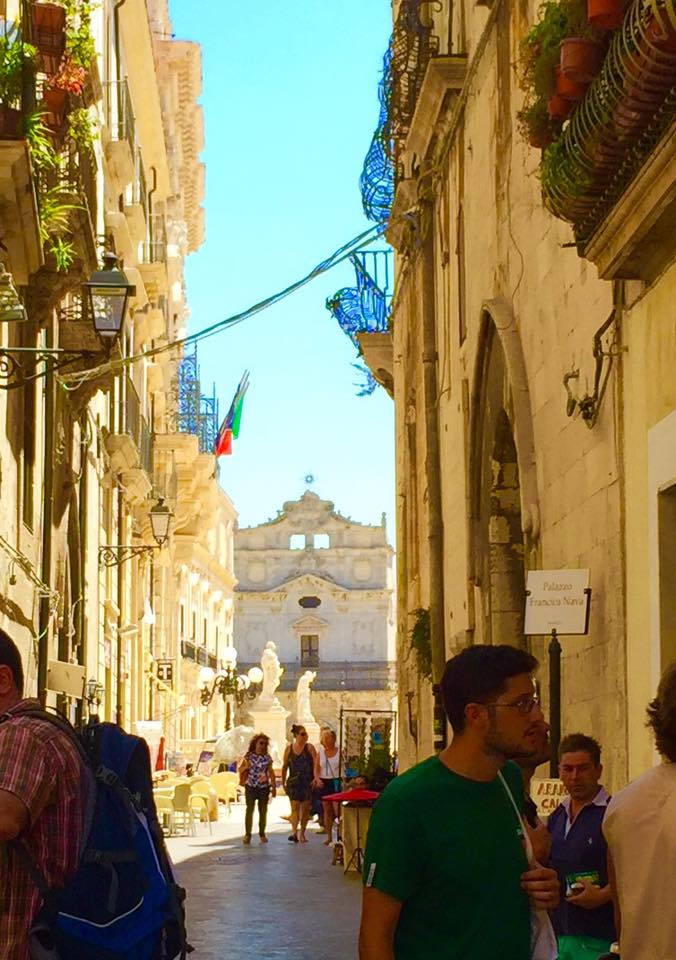 What to do in Ortigia, Sicily in 24 hours ortigia sicily travel guide italy italia sicilia syracuse siracusa
