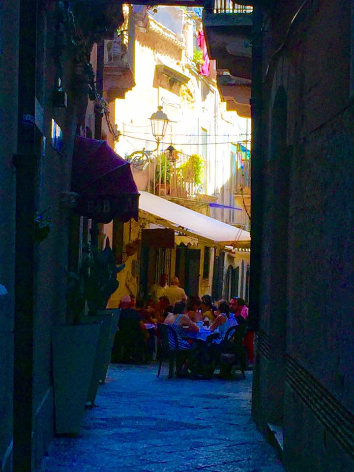 What to do in Ortigia, Sicily in 24 hours ortigia sicily travel guide italy italia sicilia syracuse siracusa