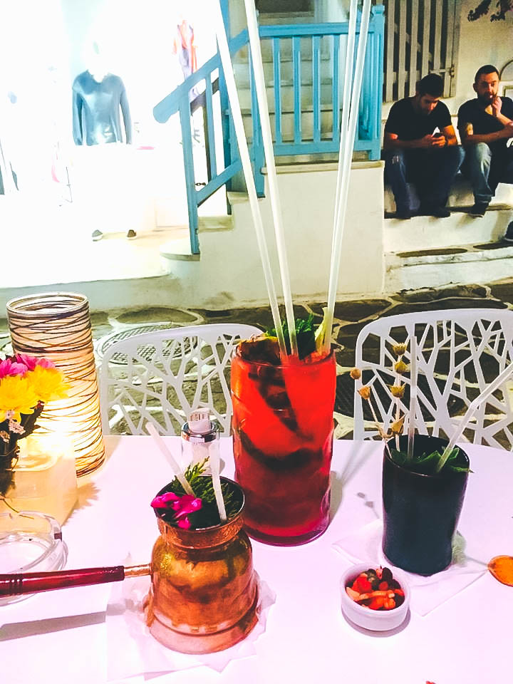 Mykonos_Travel Guide_What to Do_Where to go_beaches_What to eat_where to eat_mykonos town_blog_review_recommendations_alley cafe_cocktails