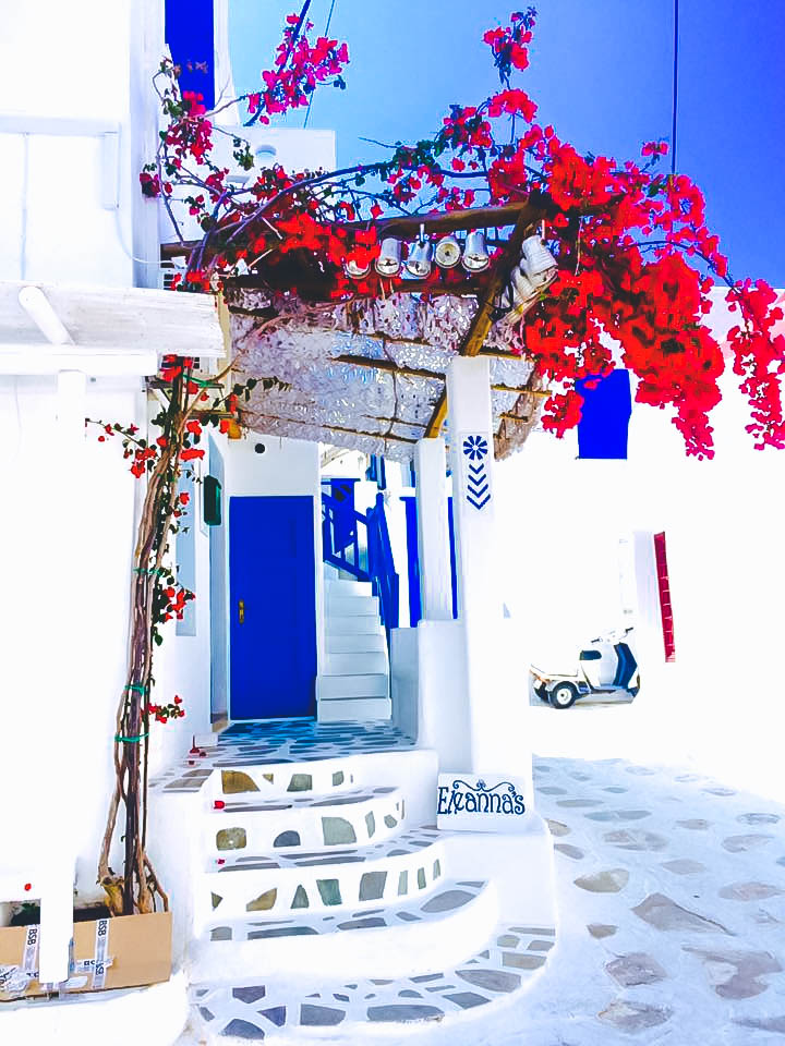 Mykonos_Travel Guide_What to Do_Where to go_beaches_What to eat_where to eat_mykonos town_blog_review_recommendations_eleanna's_apartment_house_where to stay_hotel_central