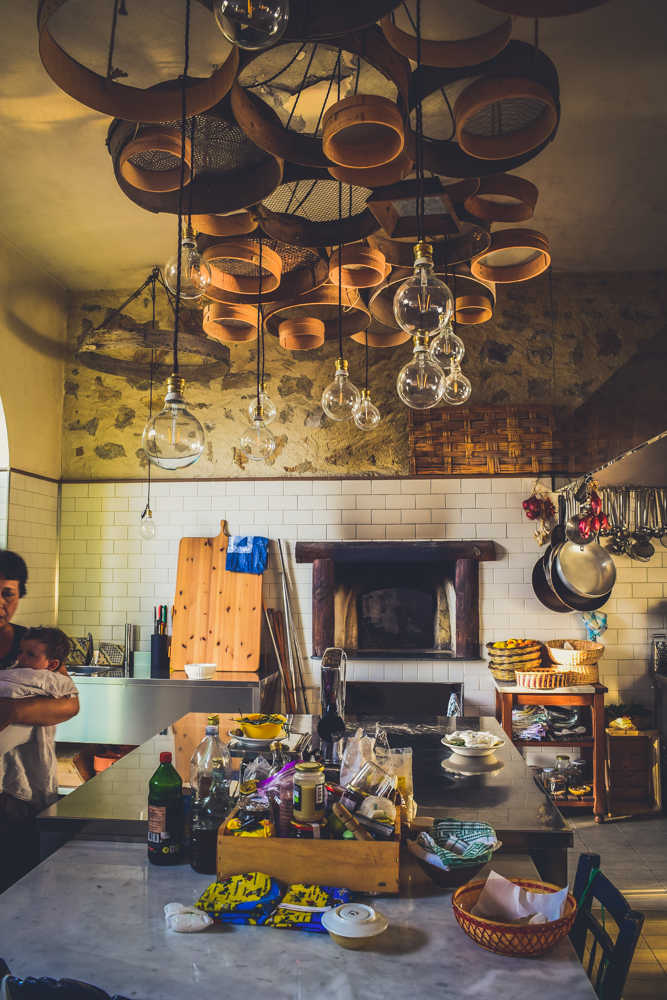 Travel guide to sicily fontes episcopi bio resort where to stay in sicily sicilia near agrigento italy-41 kitchen