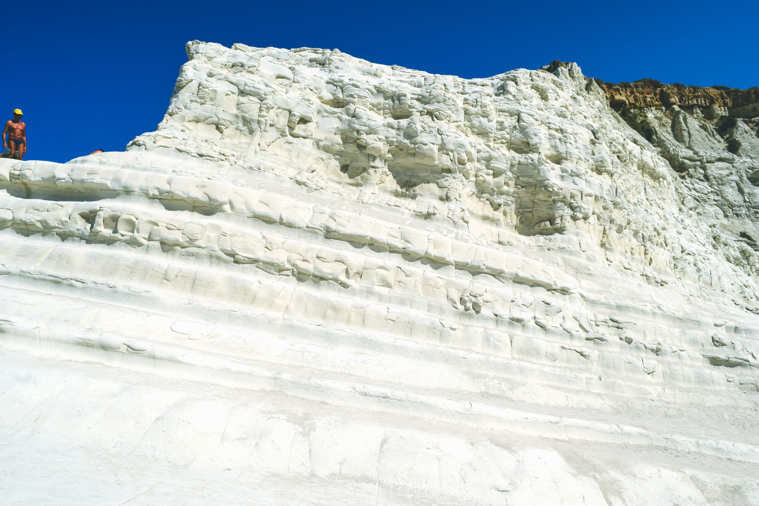 Travel guide to sicily scala dei turchi agrigento what to do see italy best time of year-7