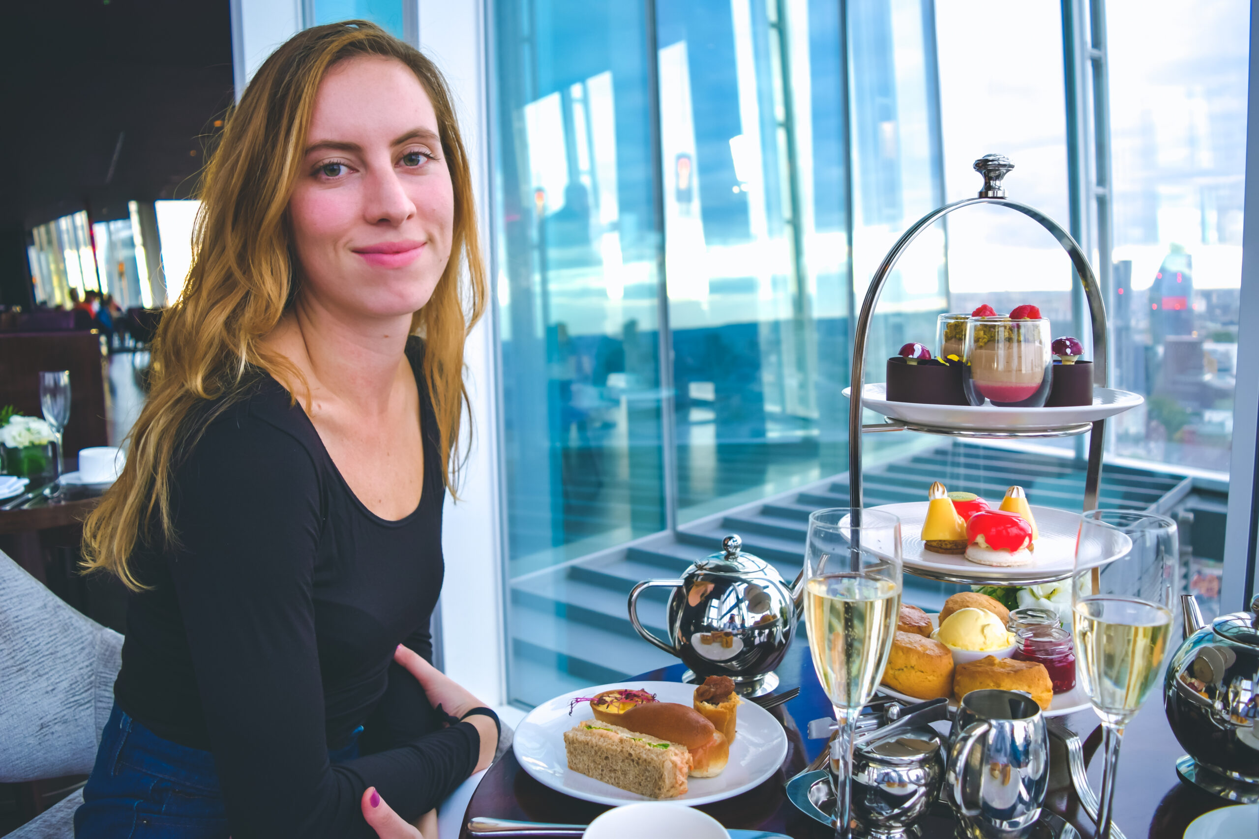 aqua shard champagne afternoon tea Travel guide to london uk blog what to do what to see where to go 3 days-19