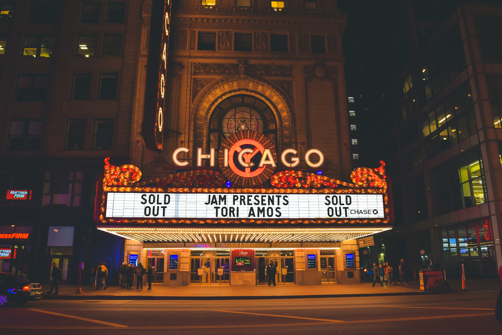 Top 8 Places To Explore In Chicago At Night John Hancock Center Signature Lounge at 96th Travel guide to chicago illinois blog what to do what to see where to go 3 days-100