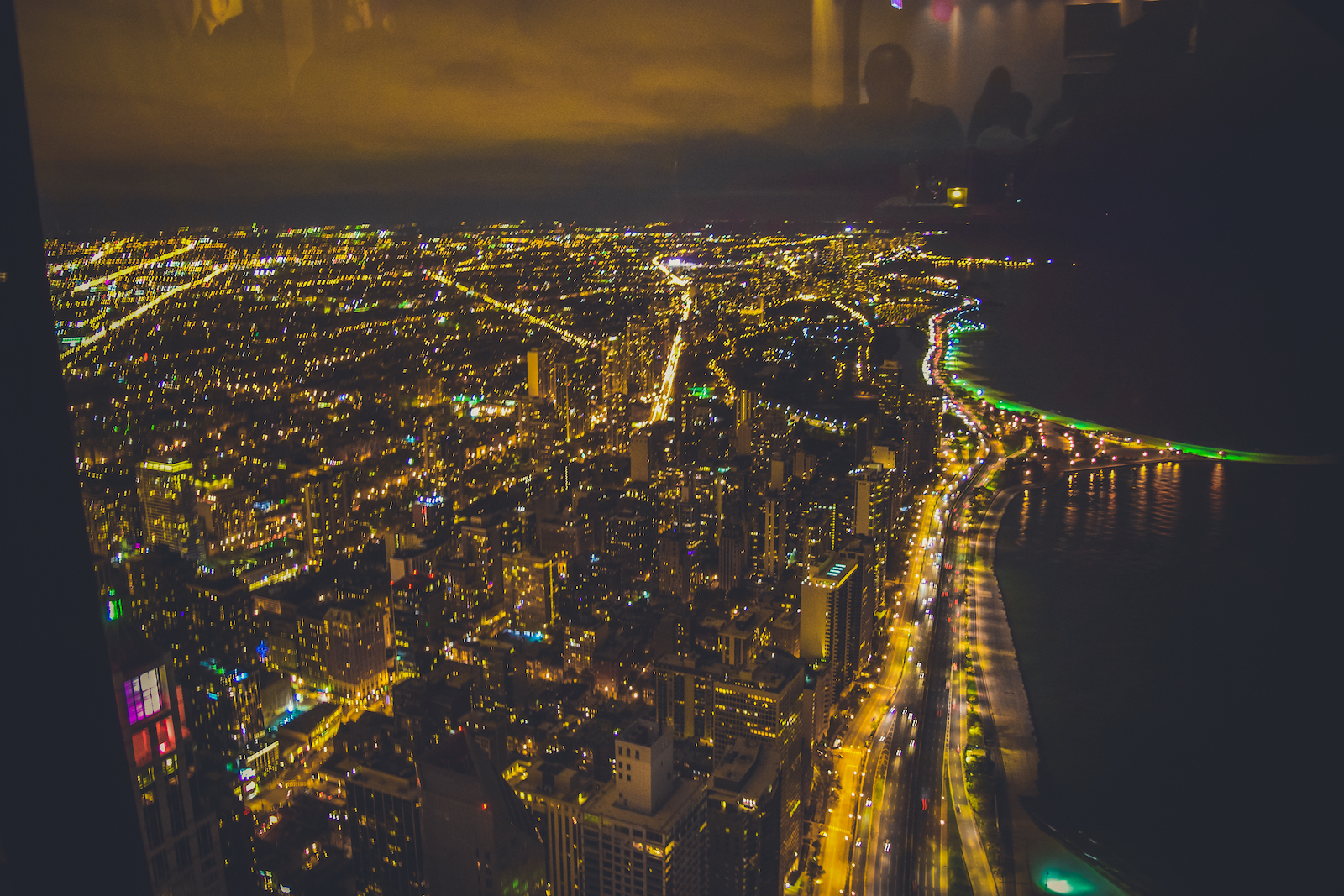 Top 8 Places To Explore In Chicago At Night John Hancock Center Signature Lounge at 96th Travel guide to chicago illinois blog what to do what to see where to go 3 days-100