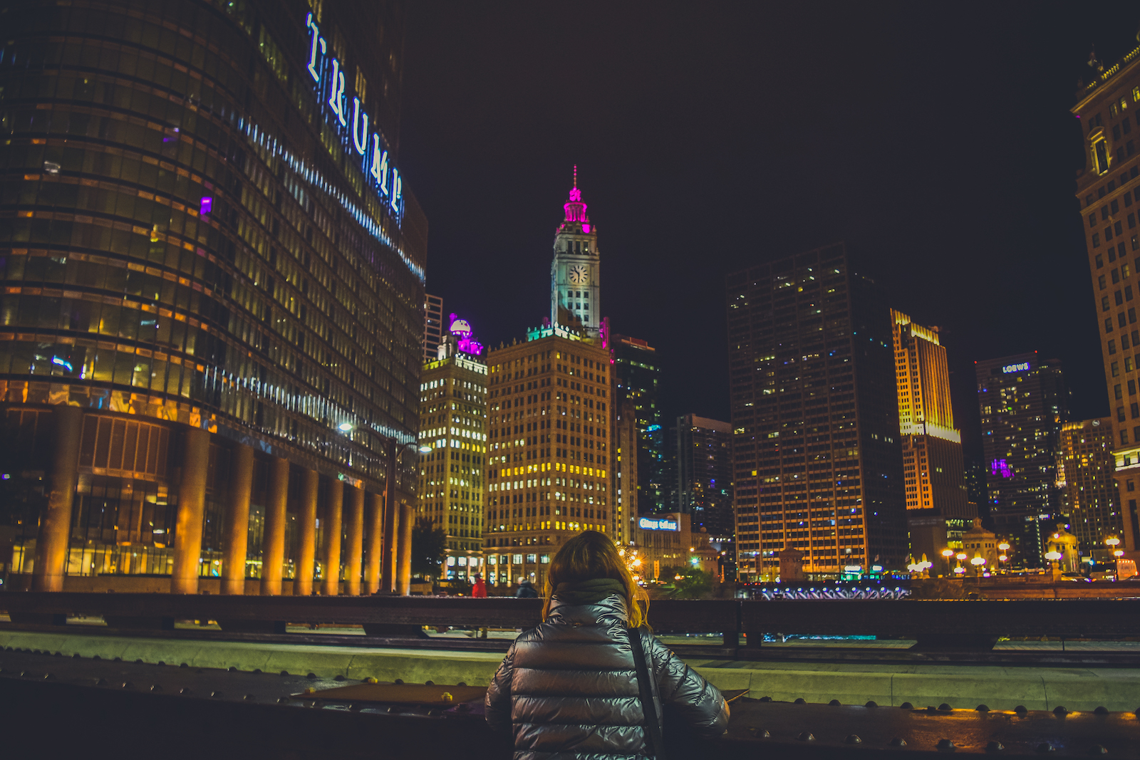 Top 8 Places To Explore In Chicago At Night John Hancock Center Signature Lounge at 96th Travel guide to chicago illinois blog what to do what to see where to go 3 days-100