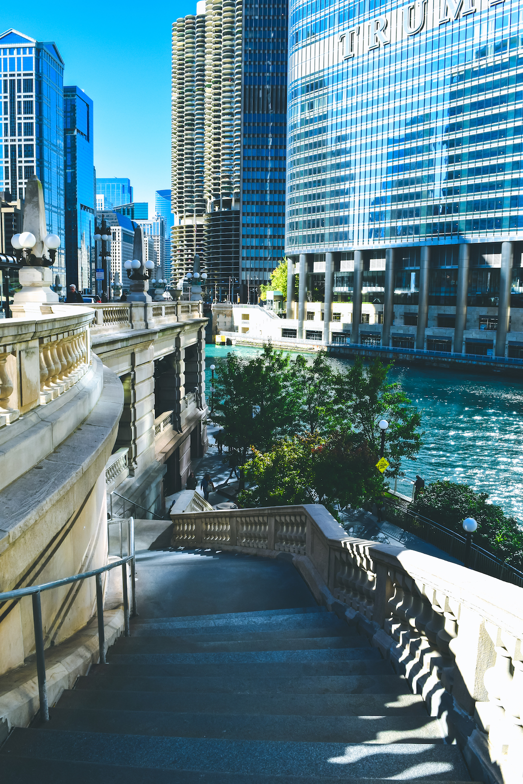 A First Timers Weekend City Guide to Chicago Riverwalk Chicago River Travel guide to chicago illinois blog what to do what to see where to go 3 days-11