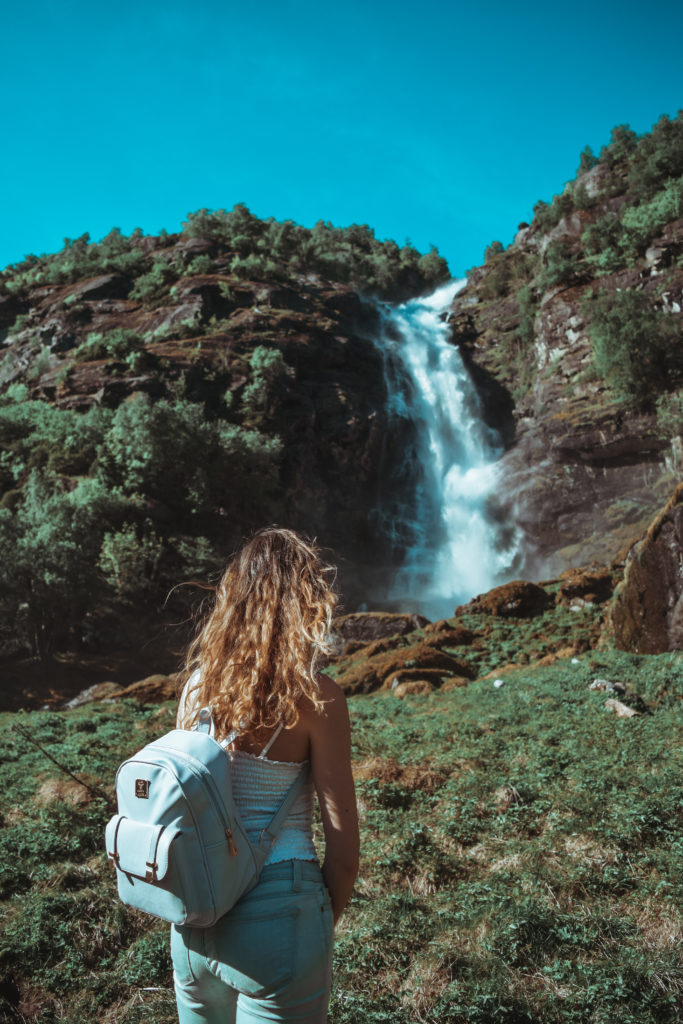 A Guide on What to Do in Aurland & Aurlandsfjord Turlifossen