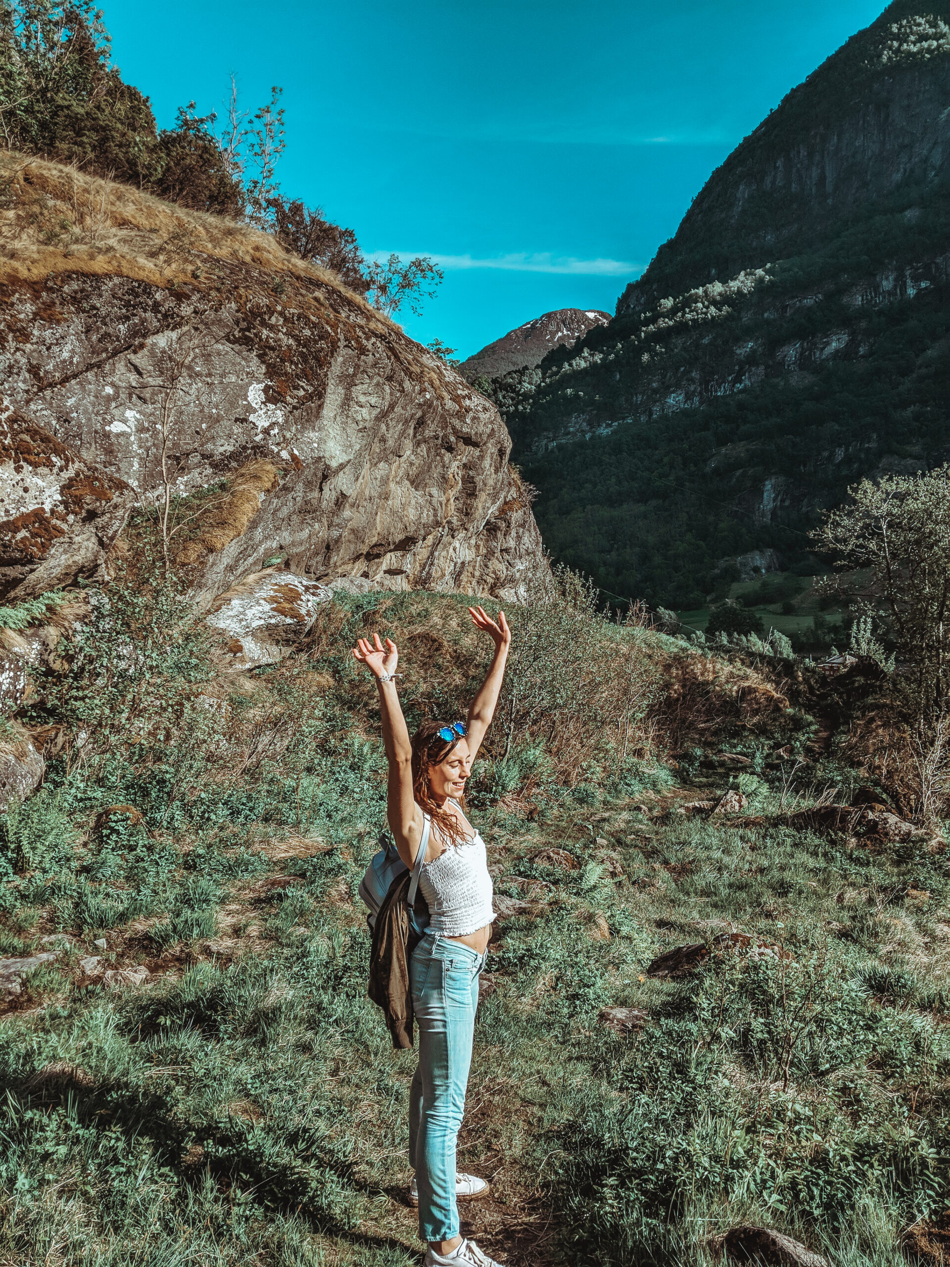 A Guide on What to Do in Aurland & Aurlandsfjord Turlifossen