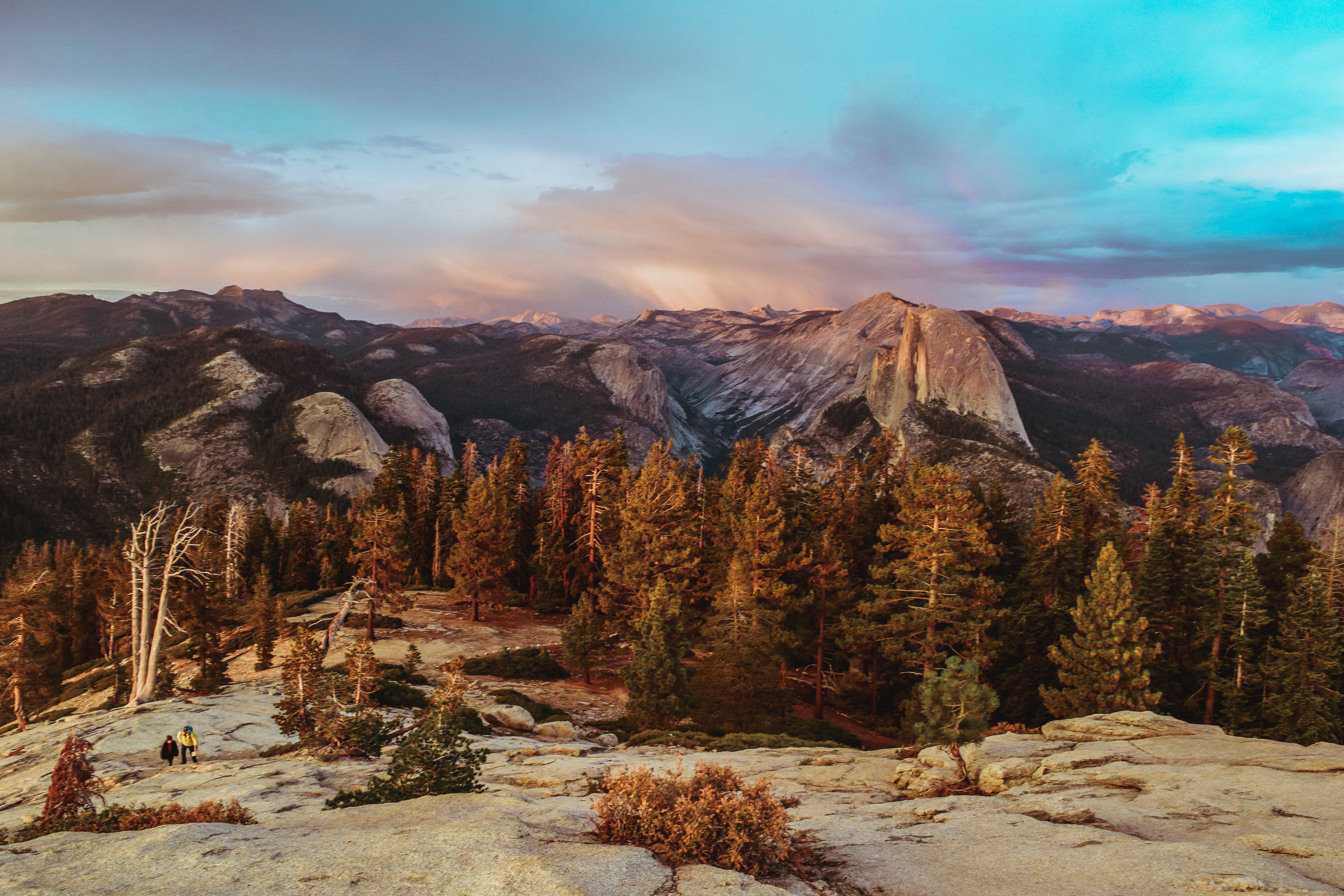 The Best Sunset in Yosemite: Sentinel Dome Yosemite Sentinel Dome Taft Point Travel Guide California Road trip SVADORE travel blog-1-15