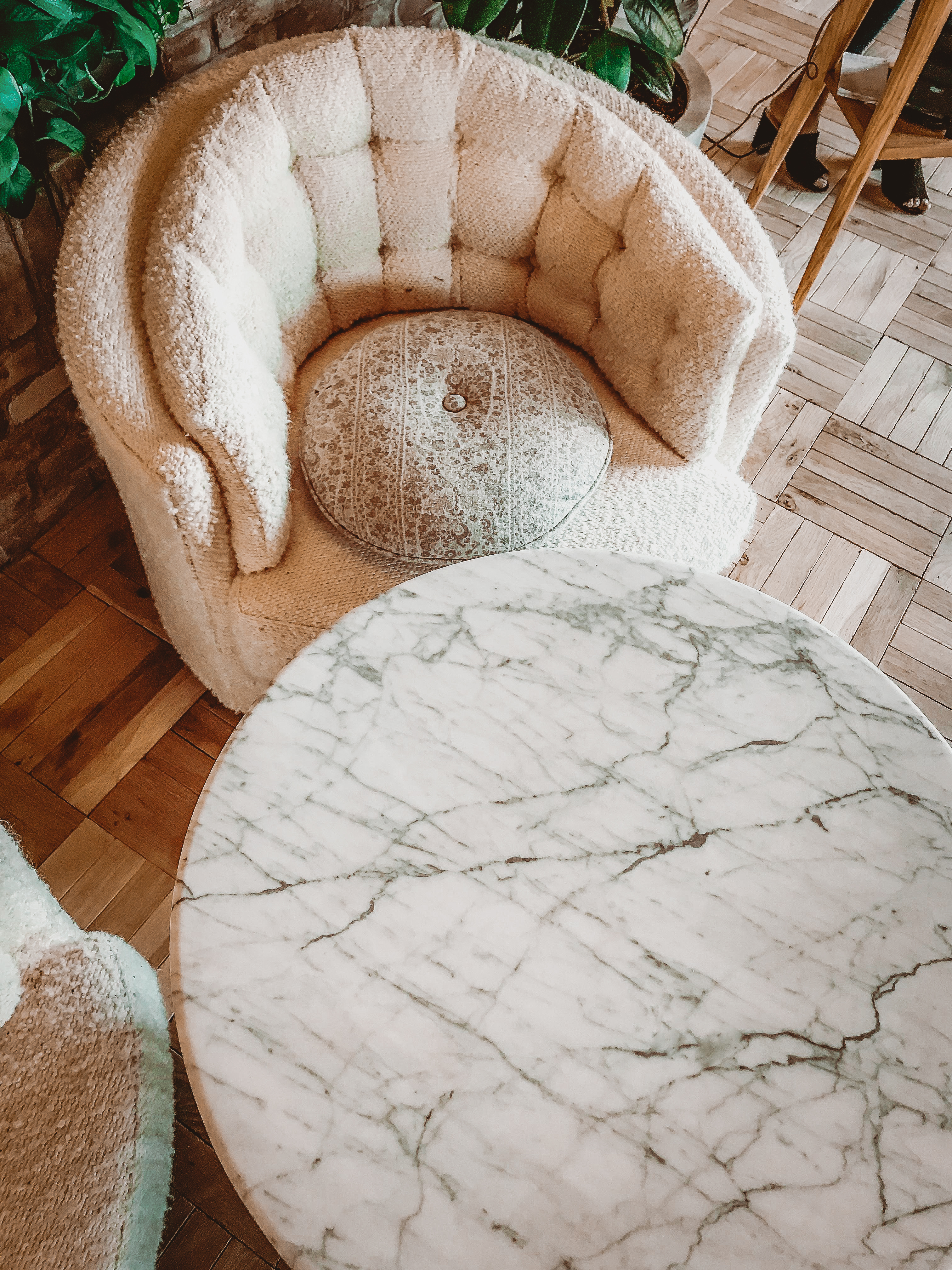 What To Do On A Fall Day in Williamsburg: Rooftop Bars and Smorgasburg Overthrow Boxing Brooklyn New York Mahattan travel guide SVADORE workout Saturday weekend smorgasburg the hoxton the wythe summerly klein william vale rooftop bars ferry