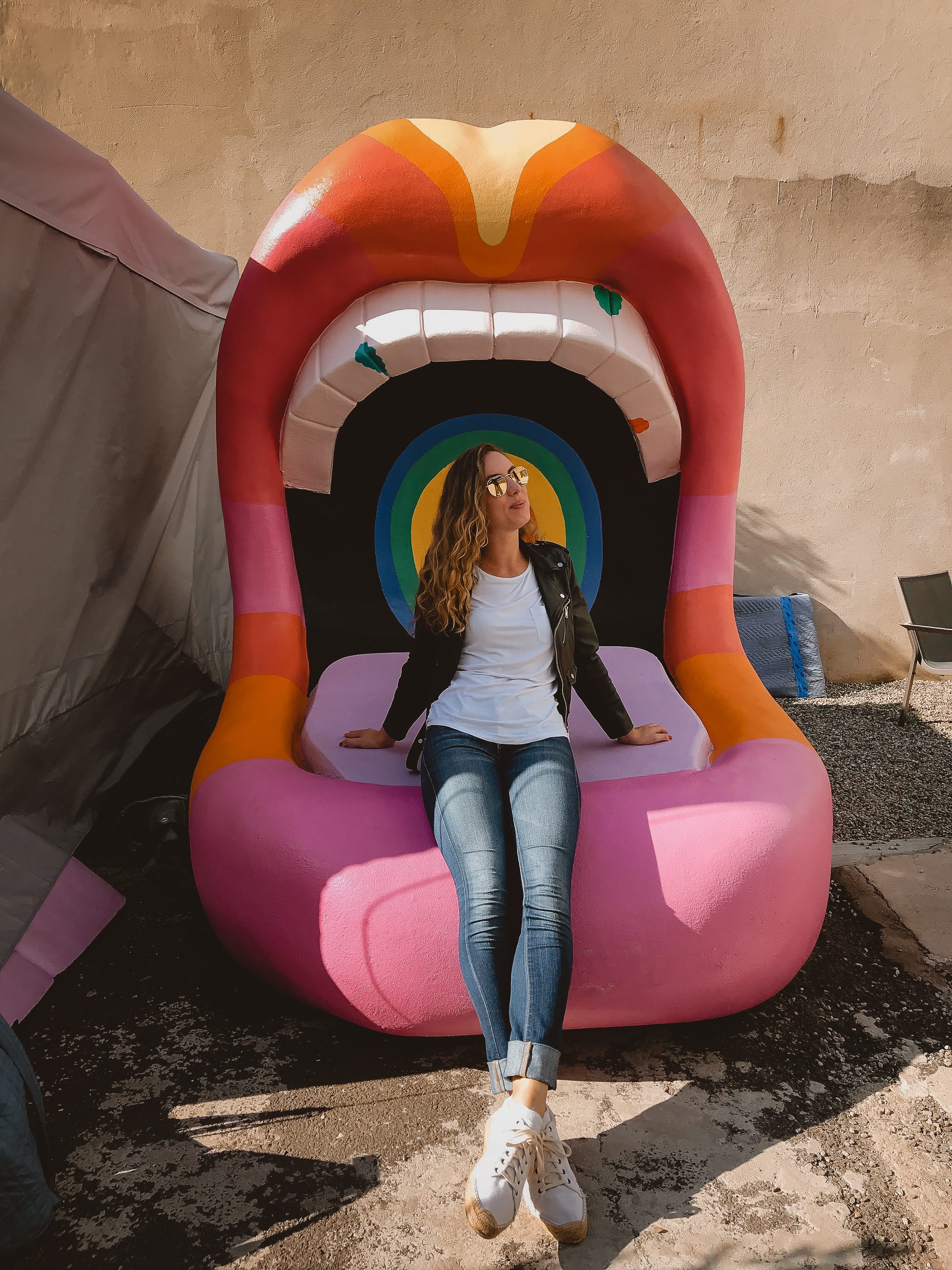 What To Do On A Fall Day in Williamsburg: Rooftop Bars and Smorgasburg Overthrow Boxing Brooklyn New York Mahattan travel guide SVADORE workout Saturday weekend smorgasburg the hoxton the wythe summerly klein william vale rooftop bars ferry