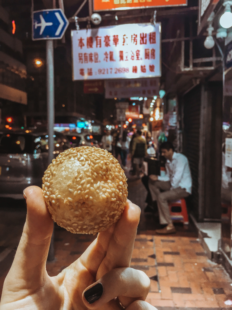 2 Days in Hong Kong: A Travel Guide to Central and Outskirts Exploring Kowloon, Hong Kong: Temple Street Market **hong kong travel guide svadore 2 days asia china