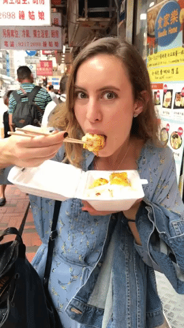 2 DAYS IN HONG KONG: A TRAVEL GUIDE TO CENTRAL AND OUTSKIRTS Hong Kong Street Food: Bao Dim Tat Yan Hong Kong 2 day Travel Guide two days china asia svadore what to do where to eat -1-7