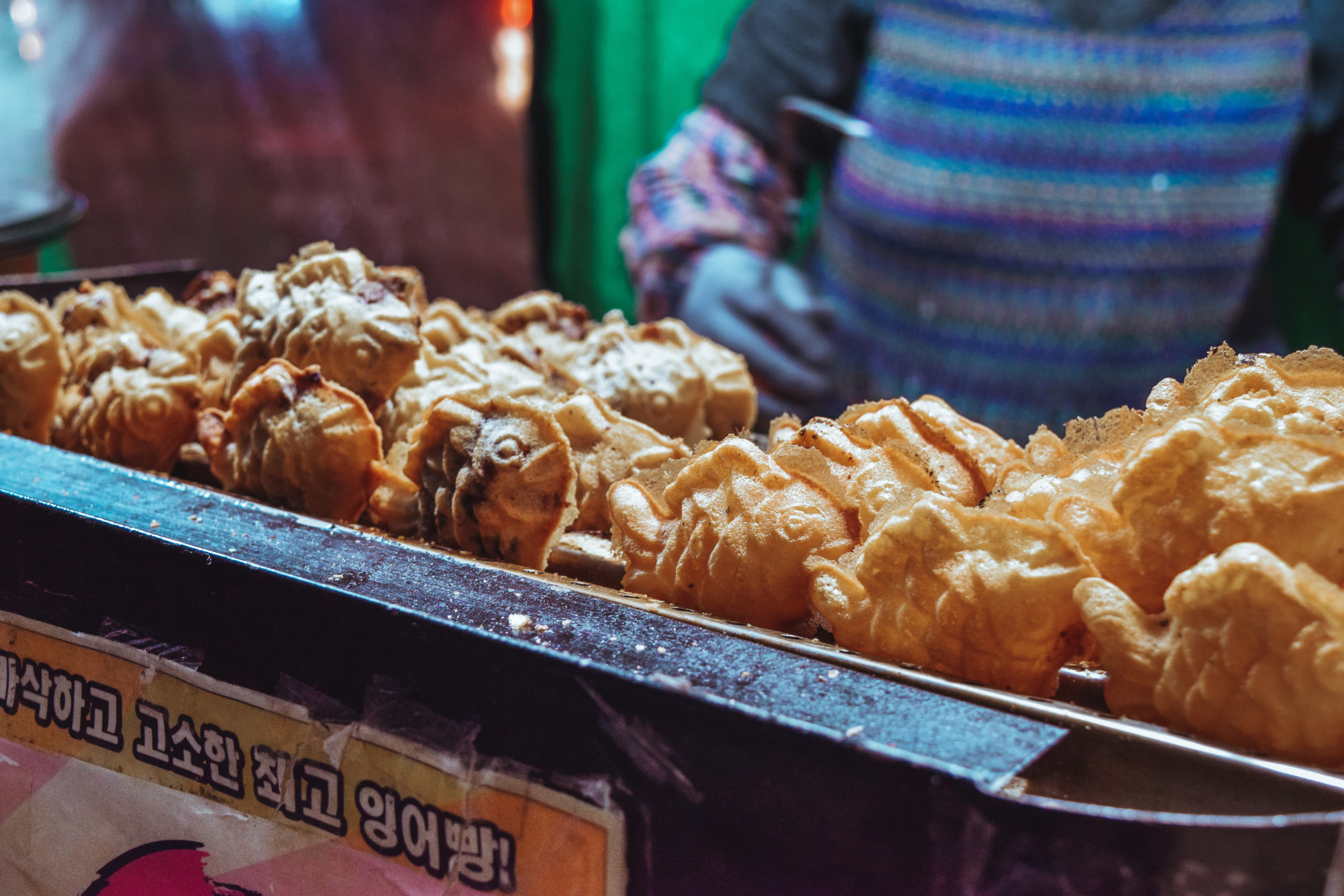Bungeoppang Street Food: Korean Fish-Shaped Pastries • Svadore