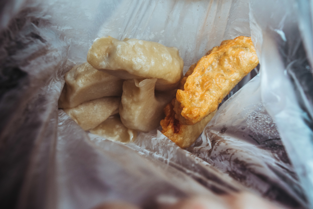 A Guide to Seoul's Namdaemun Market Namdaemun Flea and Street Markets seoul korea south korea travel guide svadore food foodie where to eat dumplings flea markets -1-4