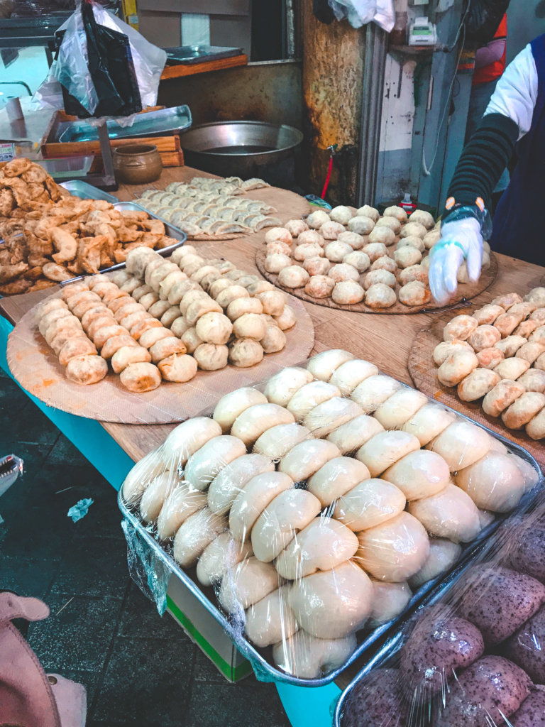 A Guide to Seoul's Namdaemun Market Namdaemun Flea and Street Markets seoul korea south korea travel guide svadore food foodie where to eat dumplings flea markets -1-4