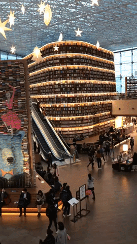 You Must-Visit Starfield Library in Gangnam, Seoul starfield library seoul Gangnam what to do in seoul south korea travel guide travel blog SVADORE-1-8