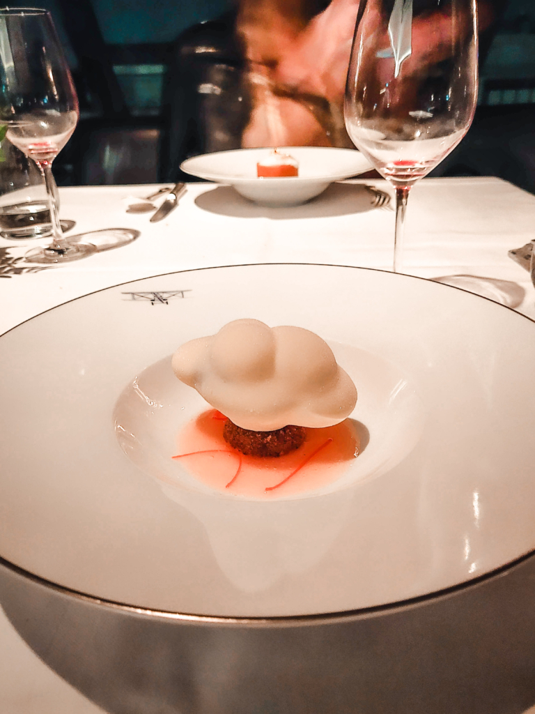 Dine in the Sky: L'Oiseau Blanc, The Peninsula Hotel the cloud dessert