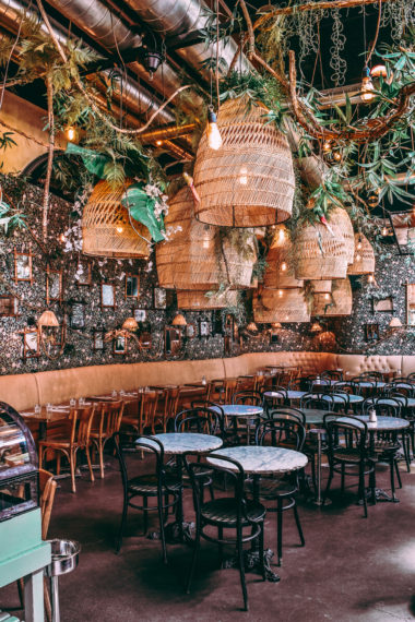cafe le brebant 17 of the Best Cafes in Paris According to SVADORE