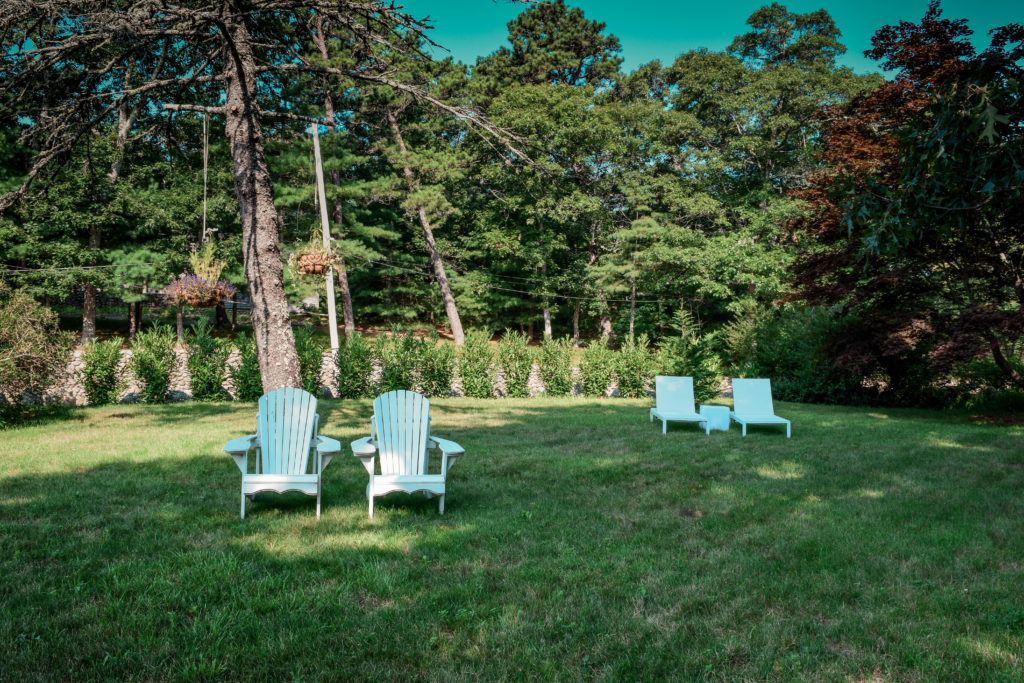 Places to Stay in Martha's Vineyard: Nobnocket Boutique Inn martha's vineyard vineyard haven mv hotels cape cod luxury svadore travel blog