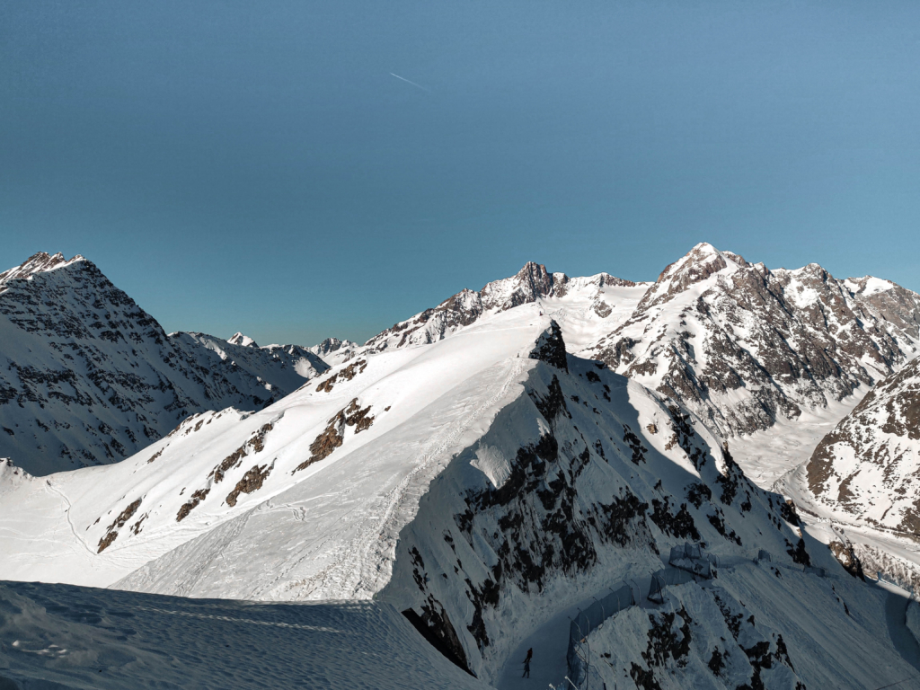 Ski Courmayeur, Italy: A Resort Guide for All Levels arp off piste