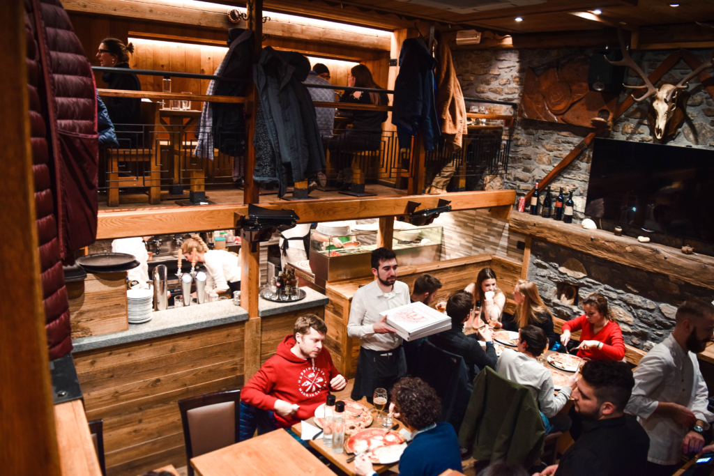Where to Eat in Courmayeur (Restaurants On and Off Piste) pizzeria du tunnel