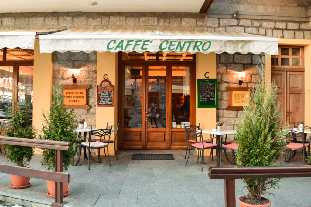 Breakfast in Courmayeur: SVADORE's Review of 3 Caffes caffe centro