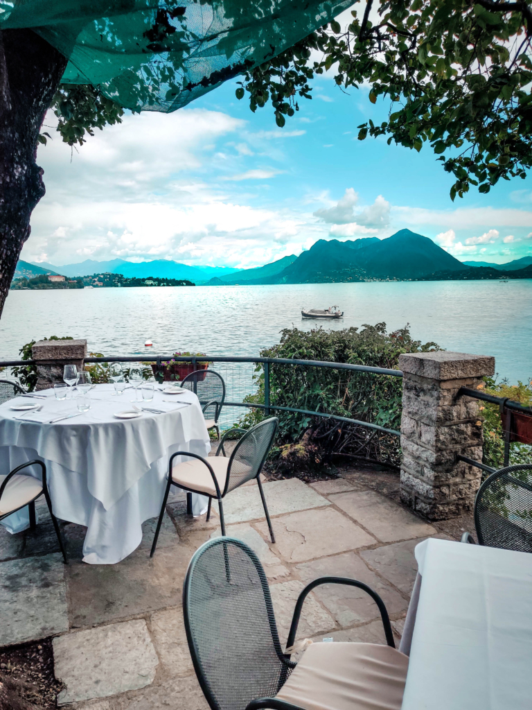 Borromean Islands: Visit Isola dei Pescatori, Lake Maggiore svadore travel blog lago maggiore travel guide hotel