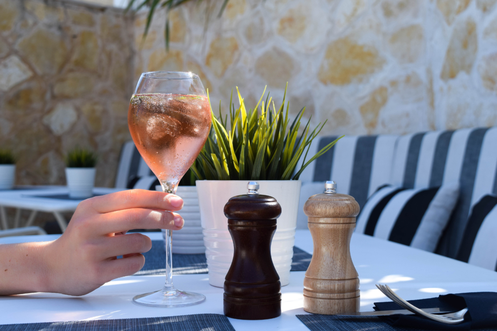 Where to Eat on Korcula: Mimi's Bar, Tara's Lodge