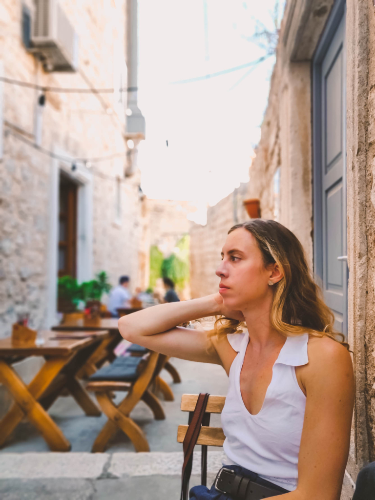 Hvar Town Travel Guide: 10 Things to Do, Restaurants, and More fig cafe flatbread