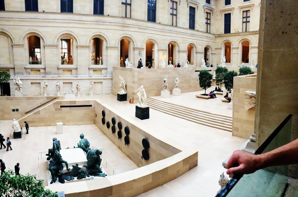 Paris Neighborhood Guide: 1st and 2nd Arrondissements le louvre