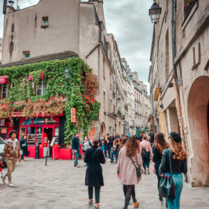 Guide to Exploring Le Marais District in Paris