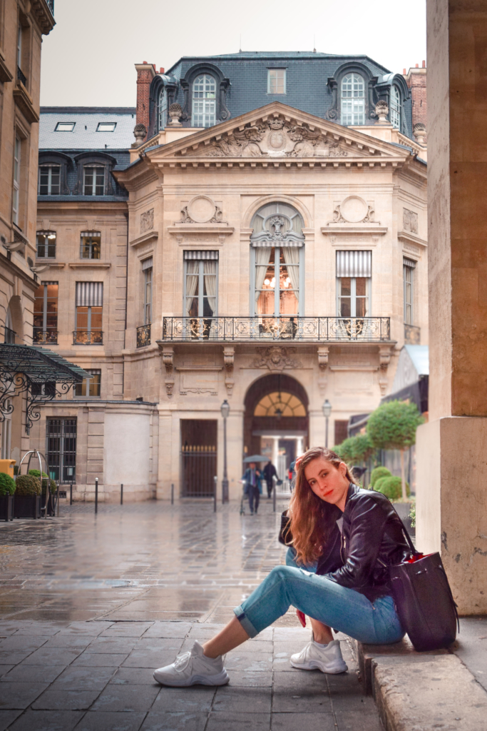 Paris Neighborhood Guide: 1st and 2nd Arrondissements place valois