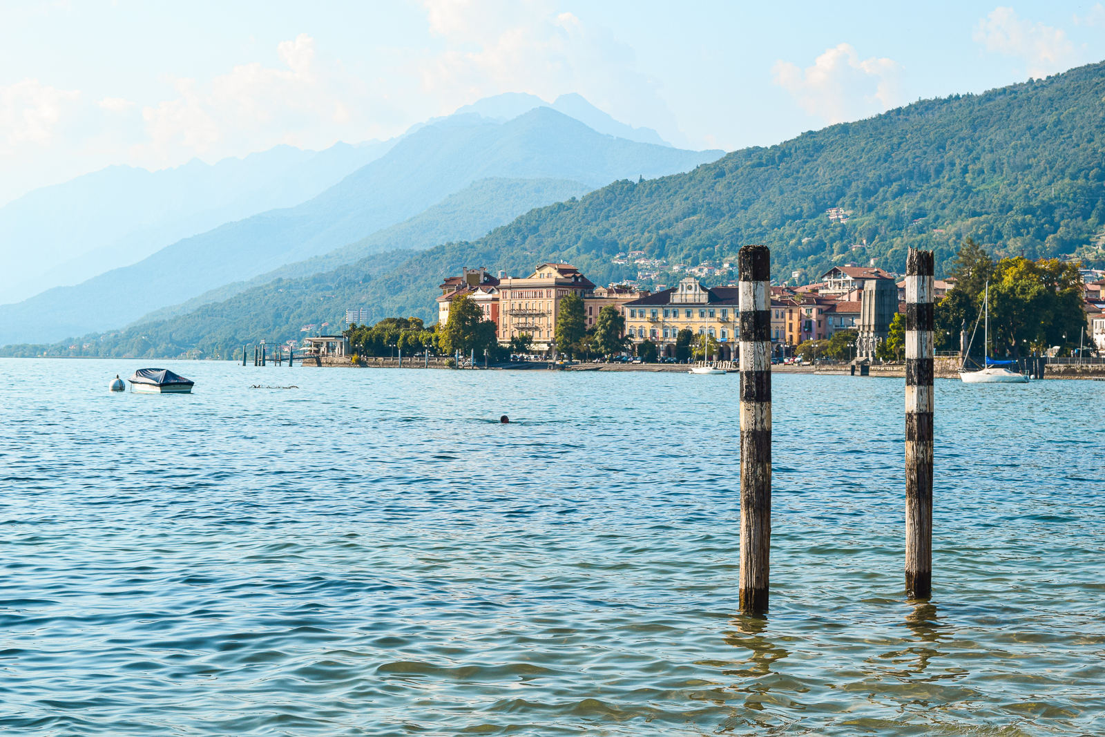 Discover Lake Maggiore from a Stand Up Paddleboard grand hotel majestic activities lago maggiore