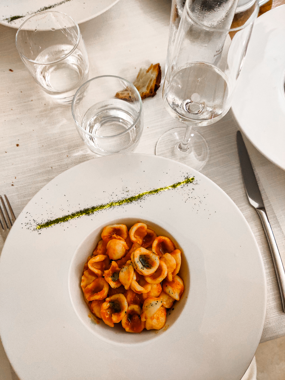 Where to Eat in Matera: La Lopa basilicata restaurant ristorante movie room pasta della domenica sunday homemade spumante candle meteoron svadore