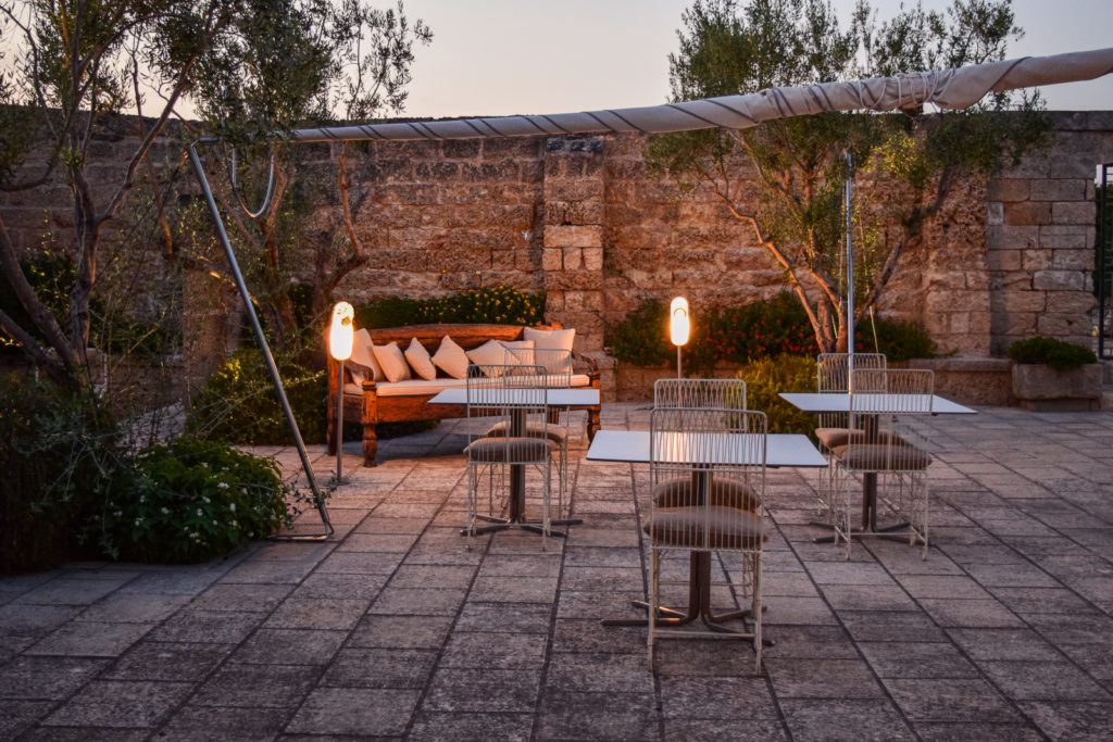 Book Art Resort Masseria Bernardini in Salento All for Yourself boutique hotel bed and breakfast puglia nardo' lecce bari center best position where to stay near buyout villa rental group asian