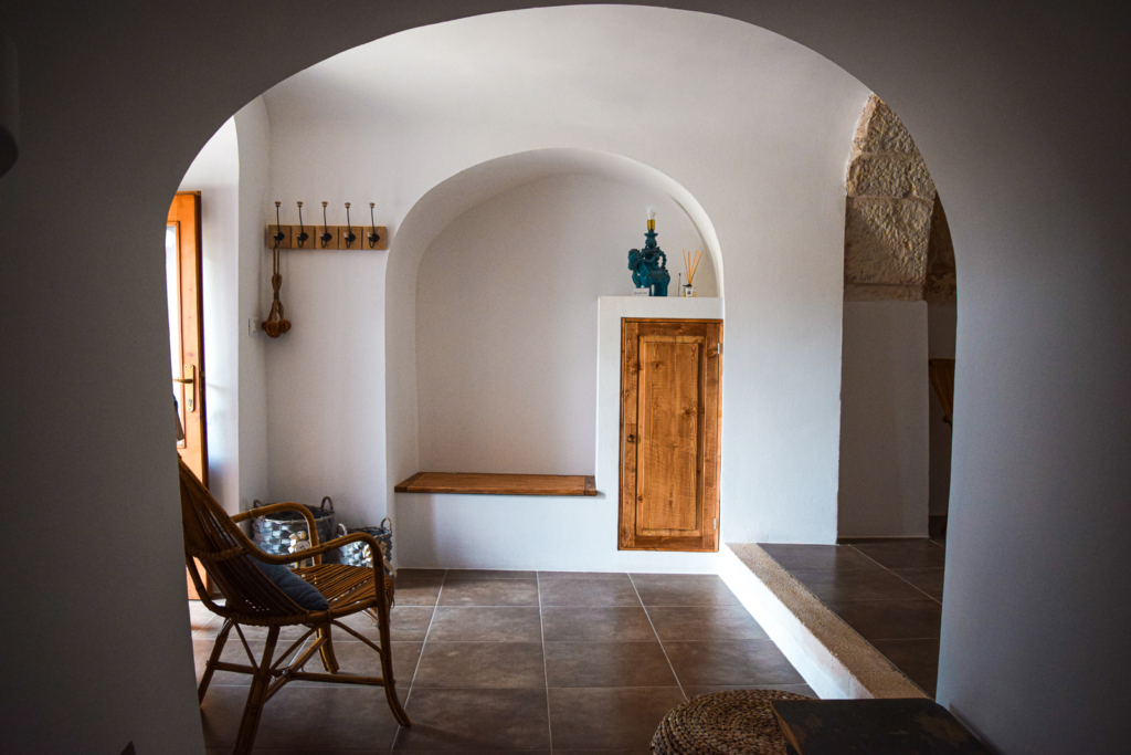 Trullo a ll’éra: Stay In A Trullo In Puglia, Italy where to stay in itria valley alberobello ceglie messapica svadore travel blog guide sleep
