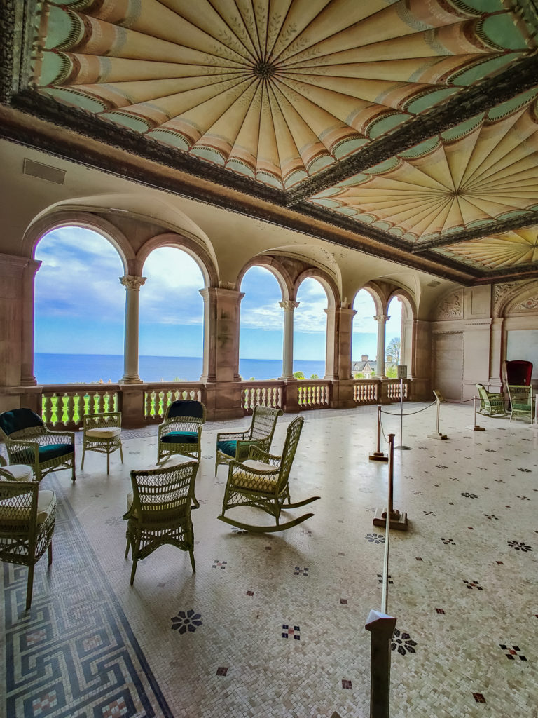 Explore Newport Mansions (AKA "Summer Cottages") in Rhode Island bellevue ave ocean drive vanderbilt the breakers