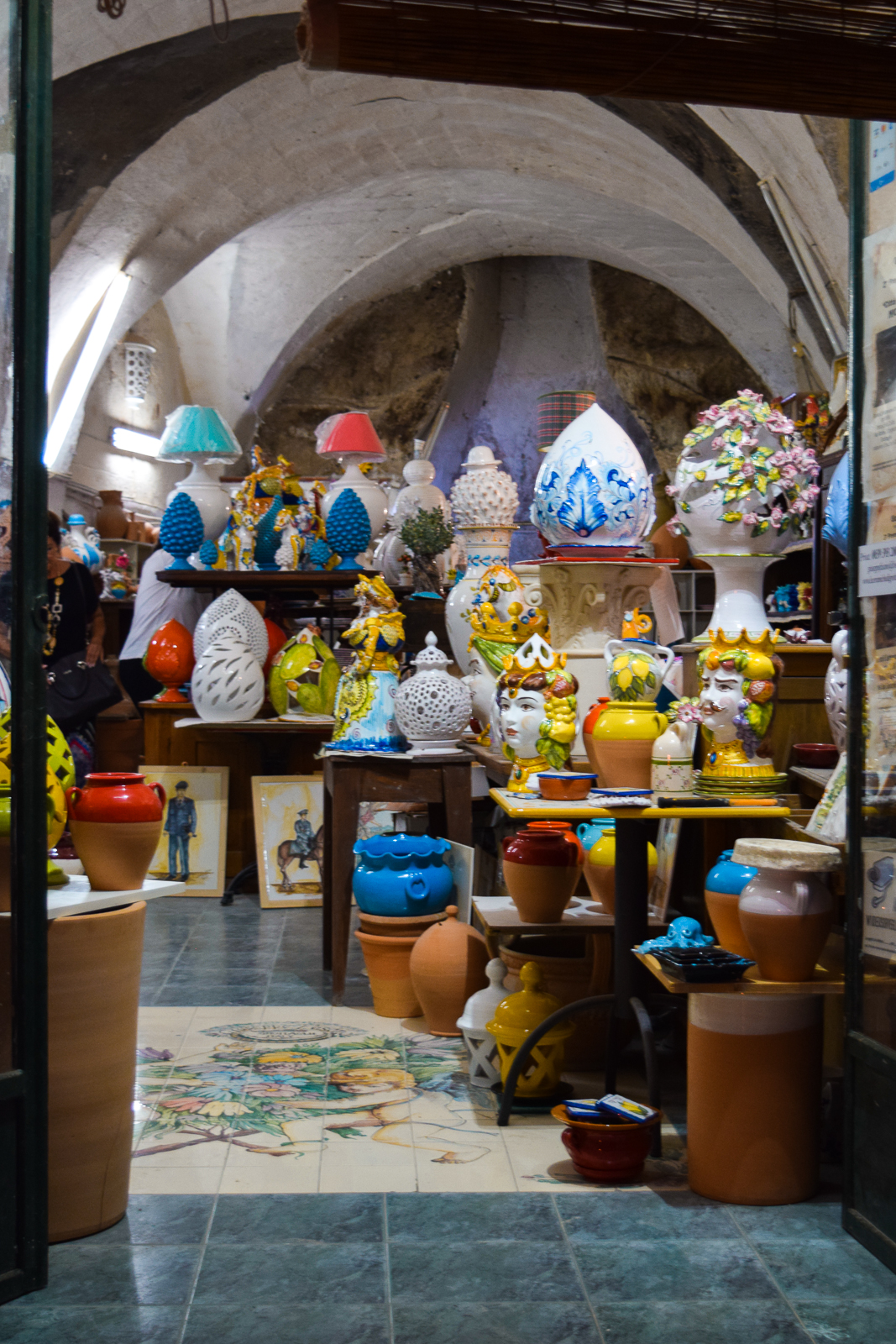 visit grottaglie the ceramic capital of puglia itria valley cibo mangiare trattoria la capasa osteria what to do where to eat