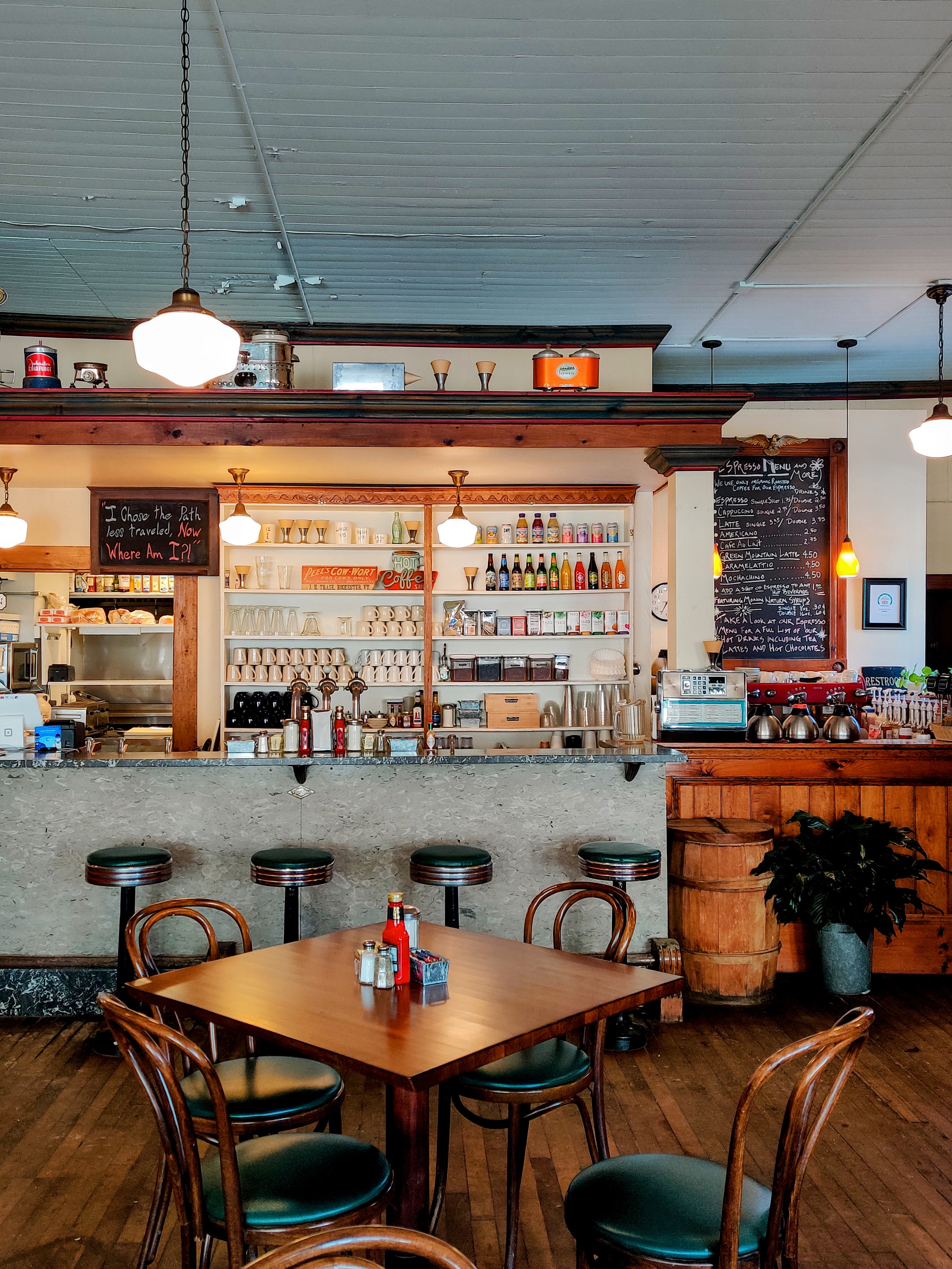 7 Best Restaurants in Vermont & Places to Eat rochester cafe 7 Best Restaurants in Vermont & Places to Eat rochester cafe