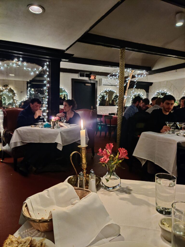7 Best Restaurants in Vermont & Places to Eat chez henri sugarbush 7 Best Restaurants in Vermont & Places to Eat chez henri sugarbush