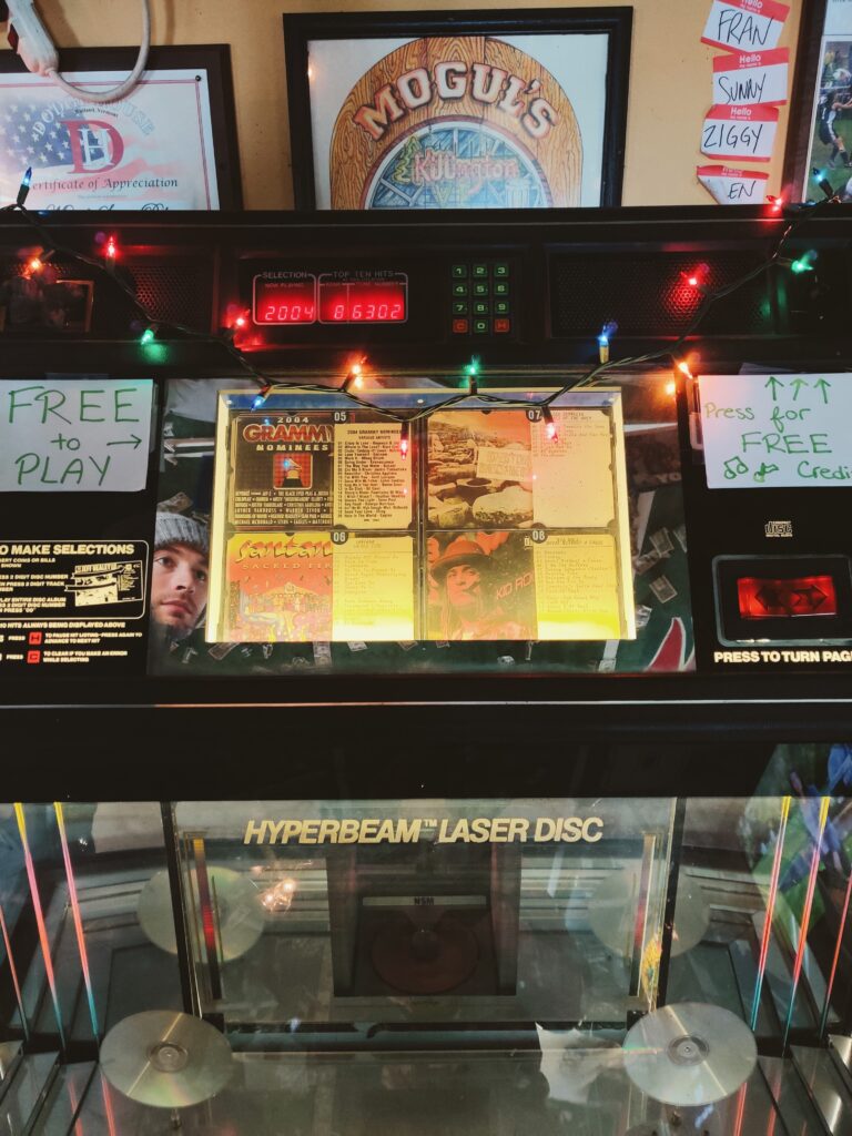 7 Best Restaurants in Vermont & Places to Eat moguls sports pub killington 7 Best Restaurants in Vermont & Places to Eat moguls sports pub killington