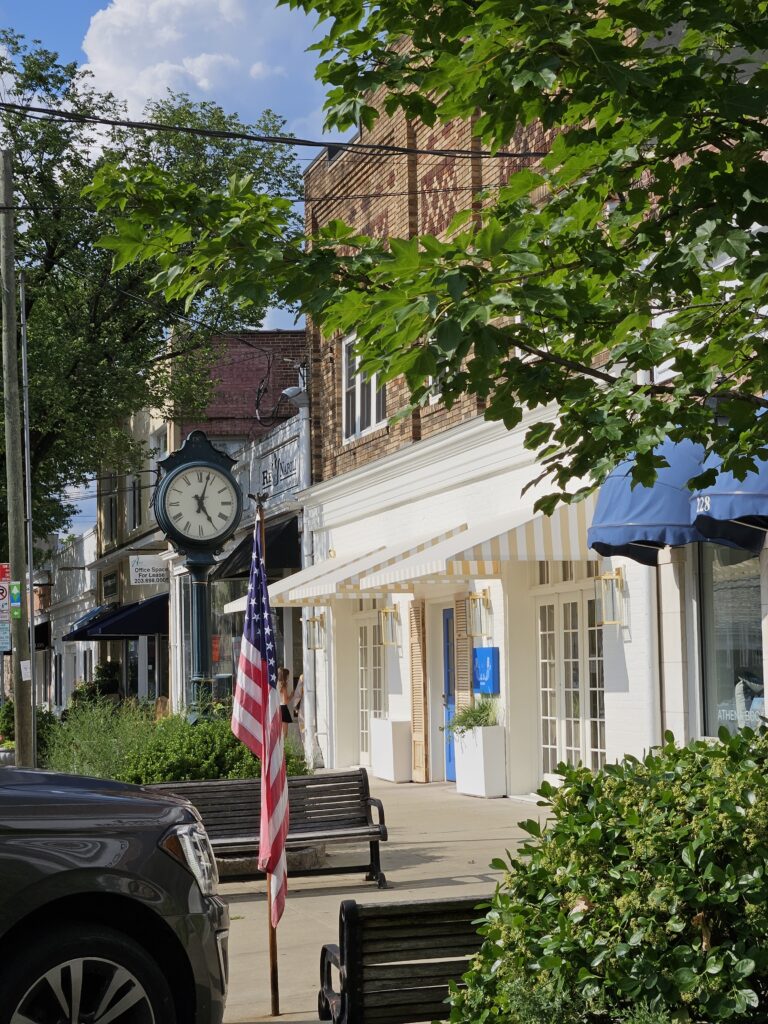 A Weekend or More in Greenwich, CT: 2 - 6 Day Itinerary old greenwich sound beach avenue