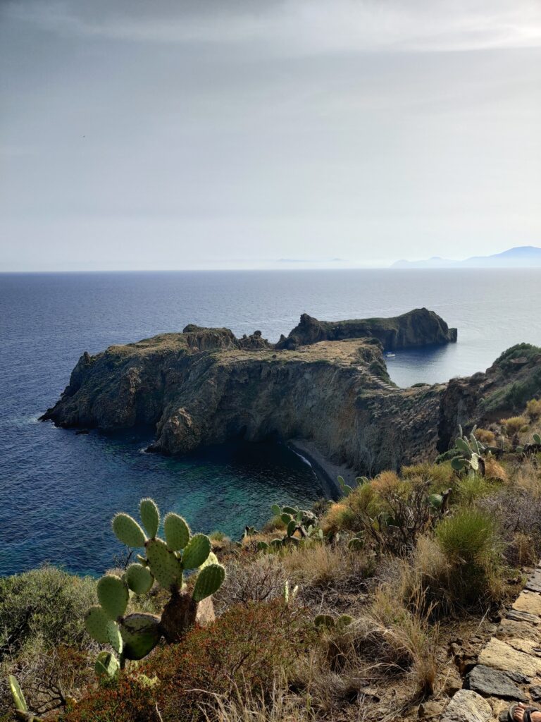 What to Do in Panarea, Sicily: A 2 Day Itinerary cala junco