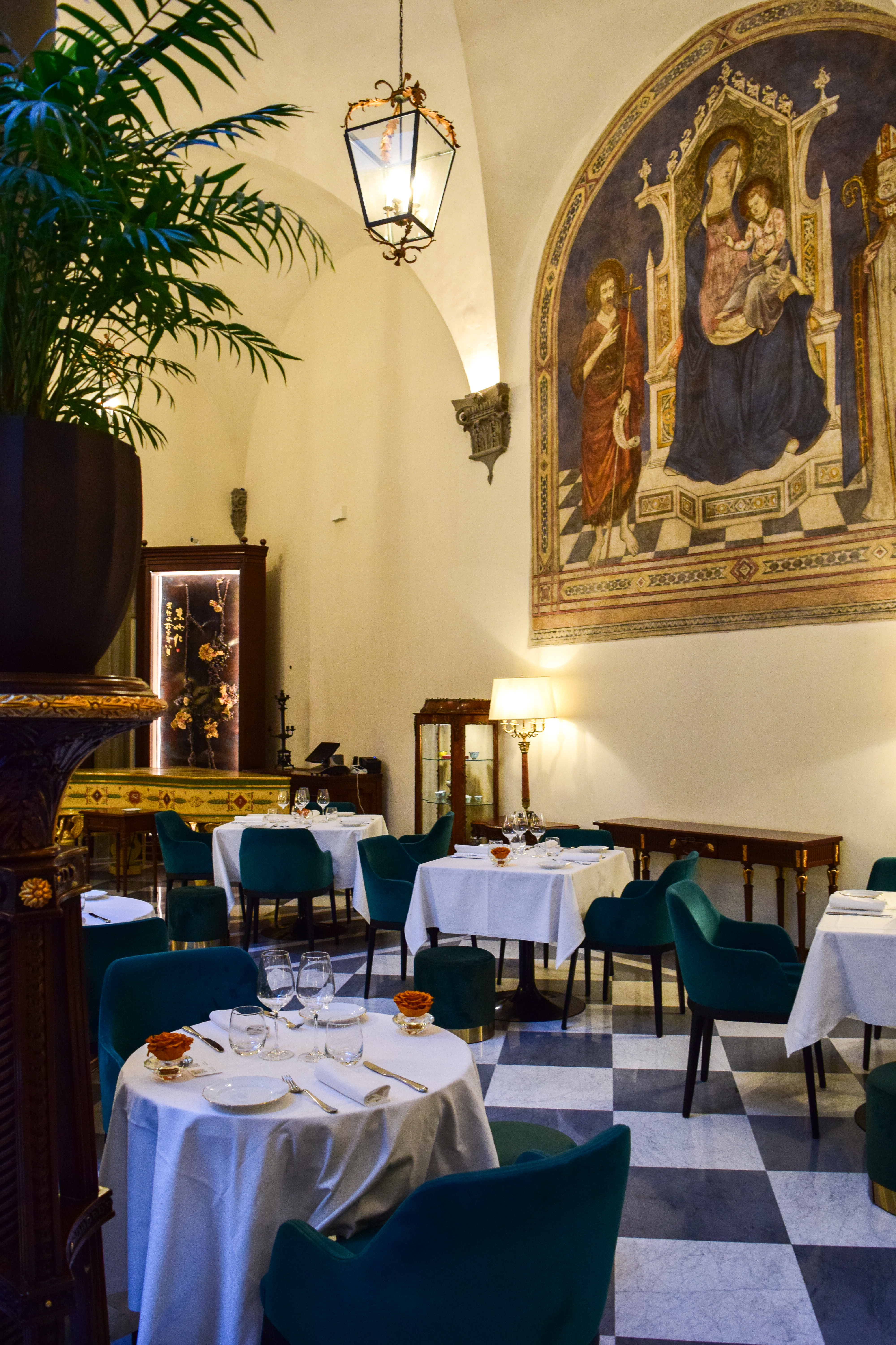 White Truffle Season at Salotto Portinari: Florence Hotel Bistro Review