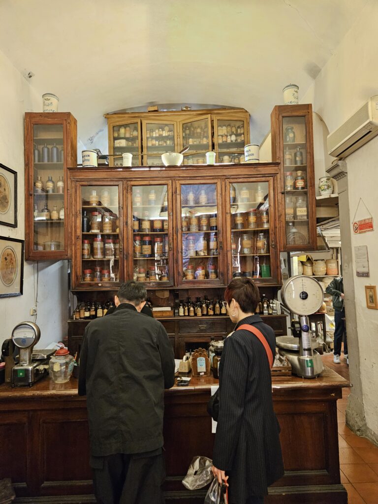 Cabinet-of-curiosities-Bizzarri-Florence-off-the-beaten-path