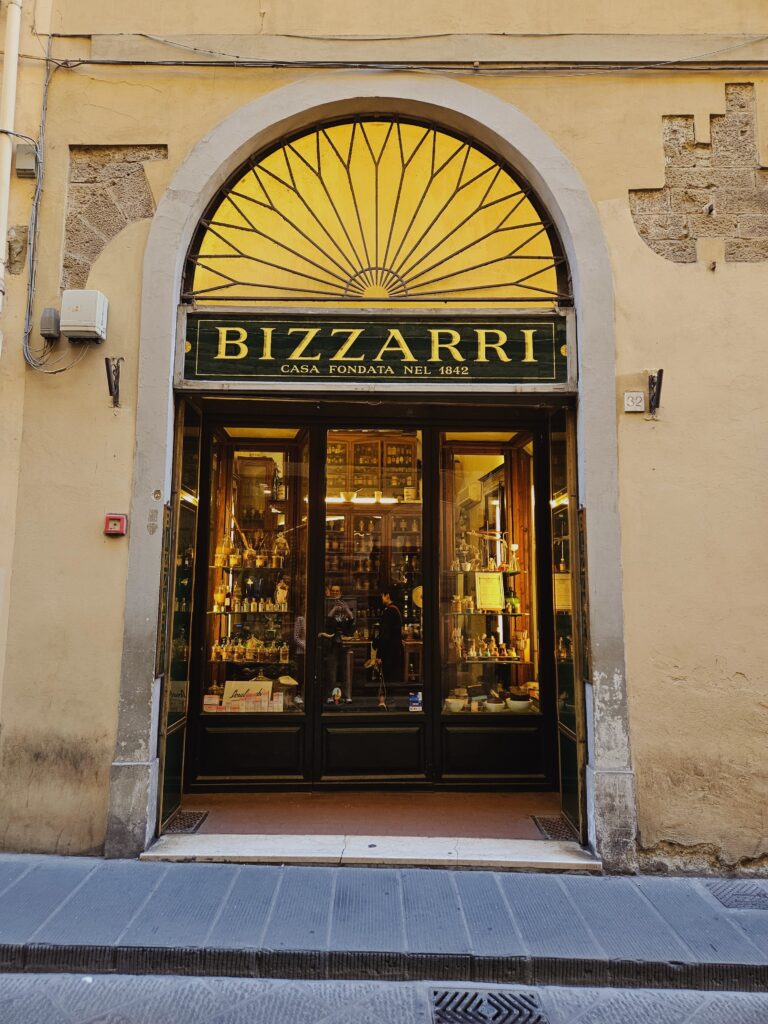 Bizzarri-apothecary-herbal-tinctures-Florence-off-the-beaten-path