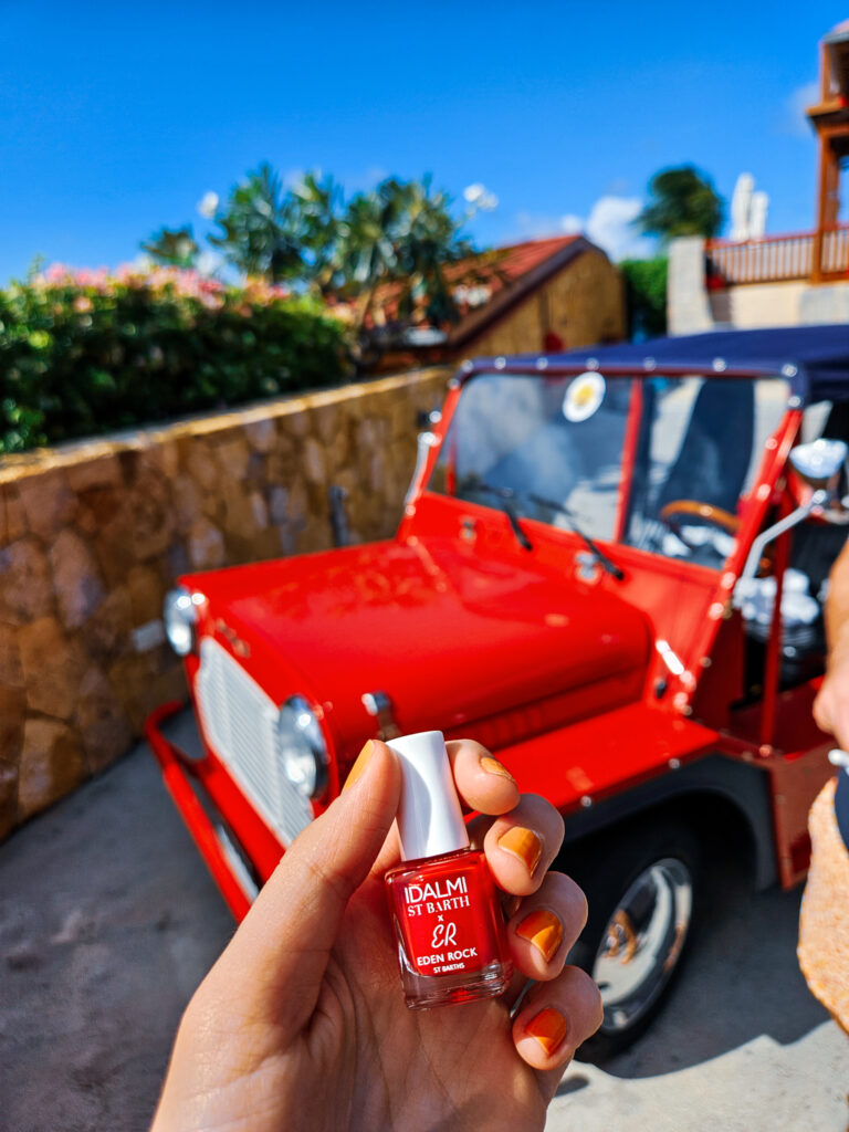 Capturing the St. Jean Red at mid-day: Best photo spots in St. Barth.